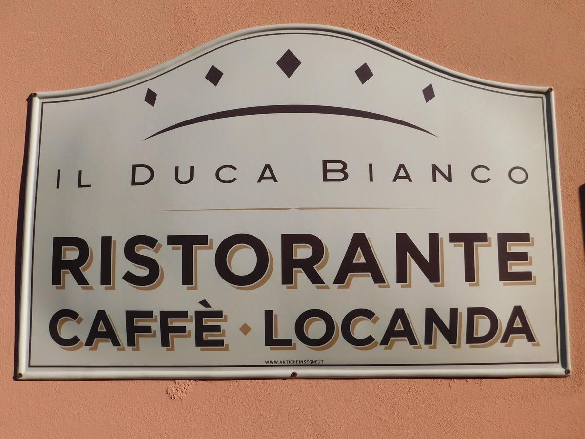 Il Duca Bianco Calosso Exterior foto